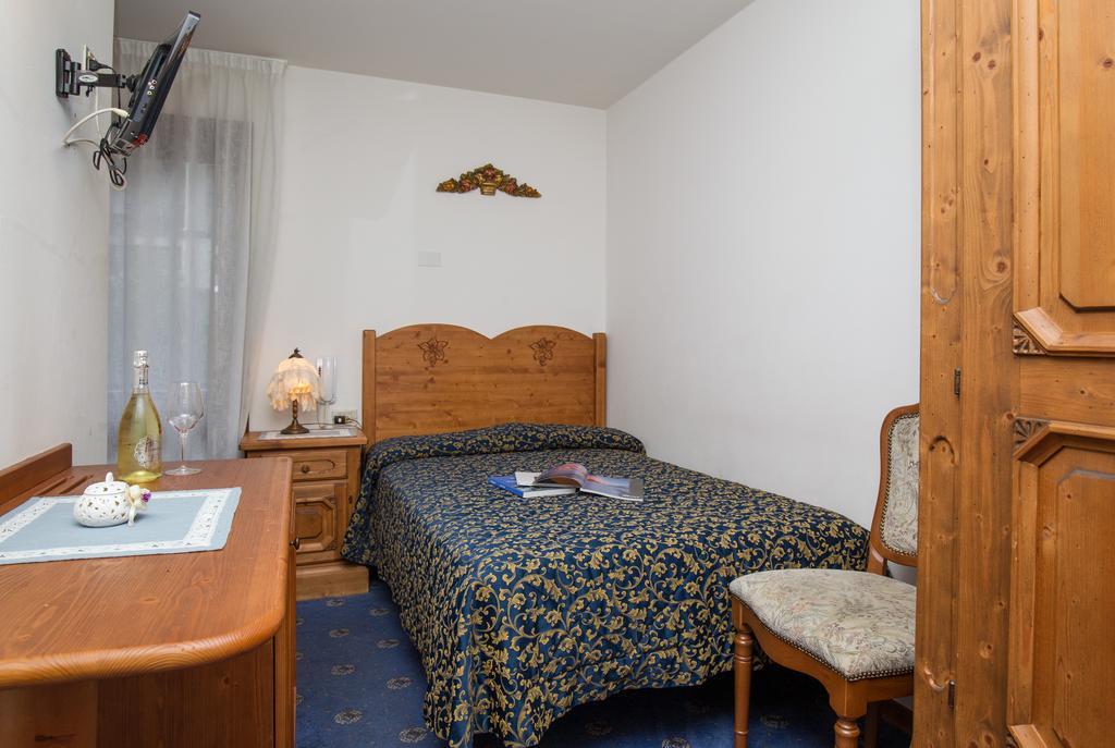 Villa Elena B&B Hotel San Martino Di Castrozza Εξωτερικό φωτογραφία